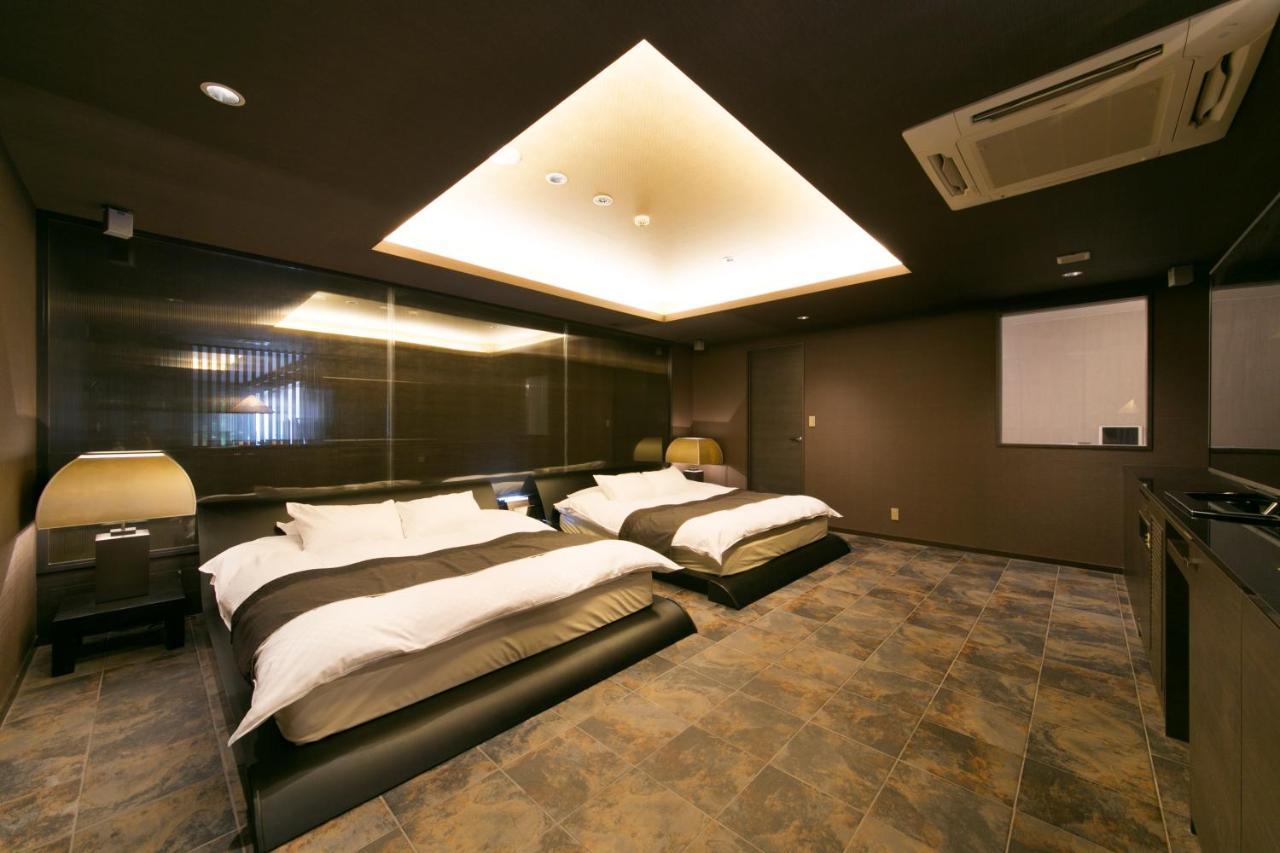 Hotel Lotus Toyonaka (Adults Only) Экстерьер фото