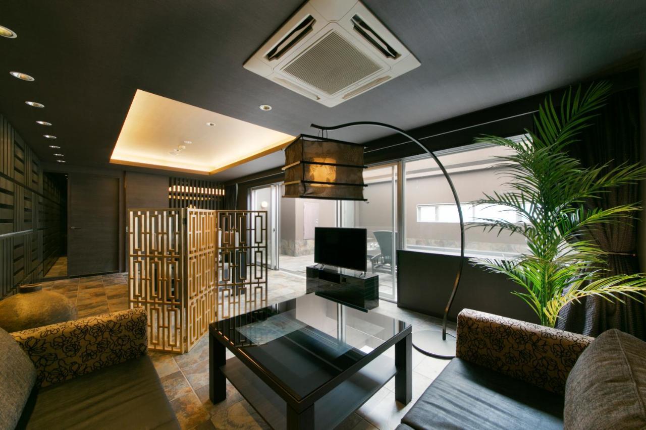 Hotel Lotus Toyonaka (Adults Only) Экстерьер фото